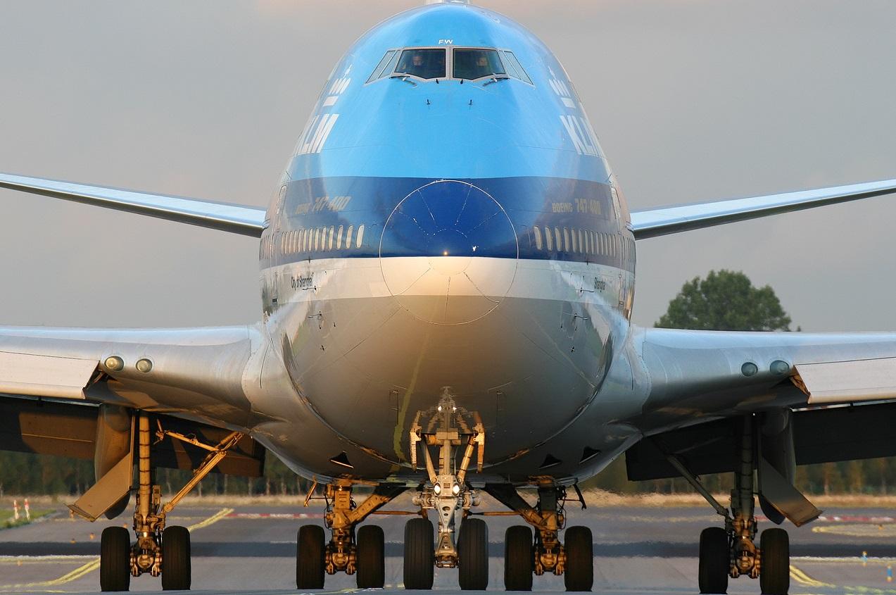 波音B747